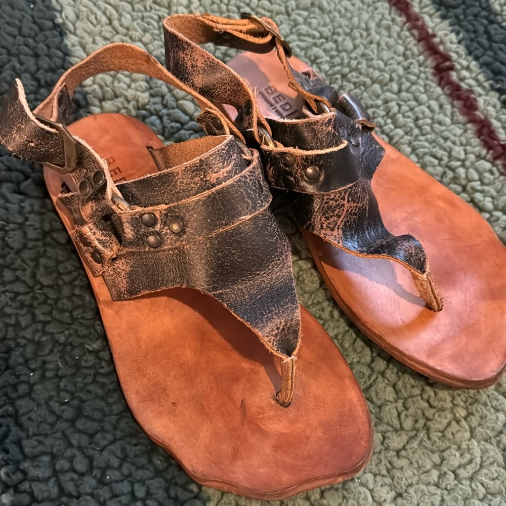 Bedstu size 7 used good condition